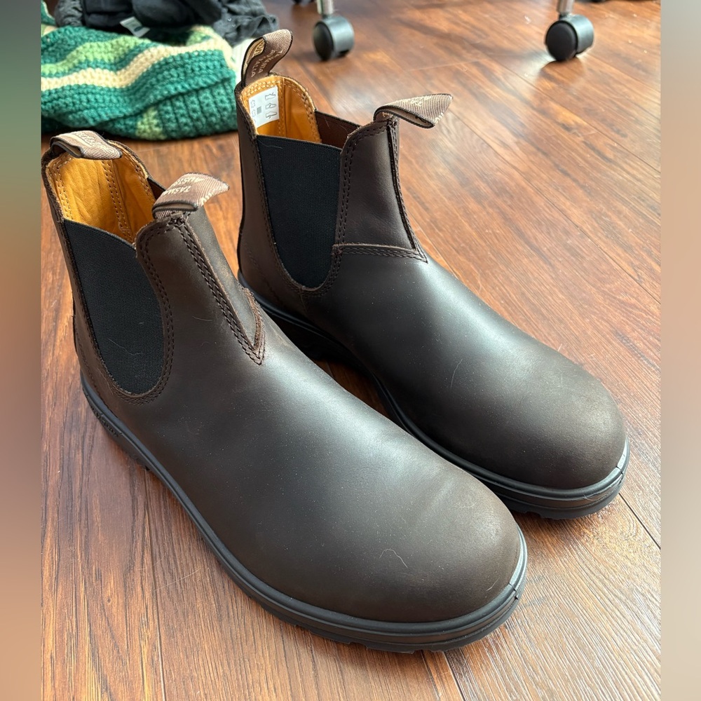 Brown Blundstone Chelsea Boots - Men’s 11